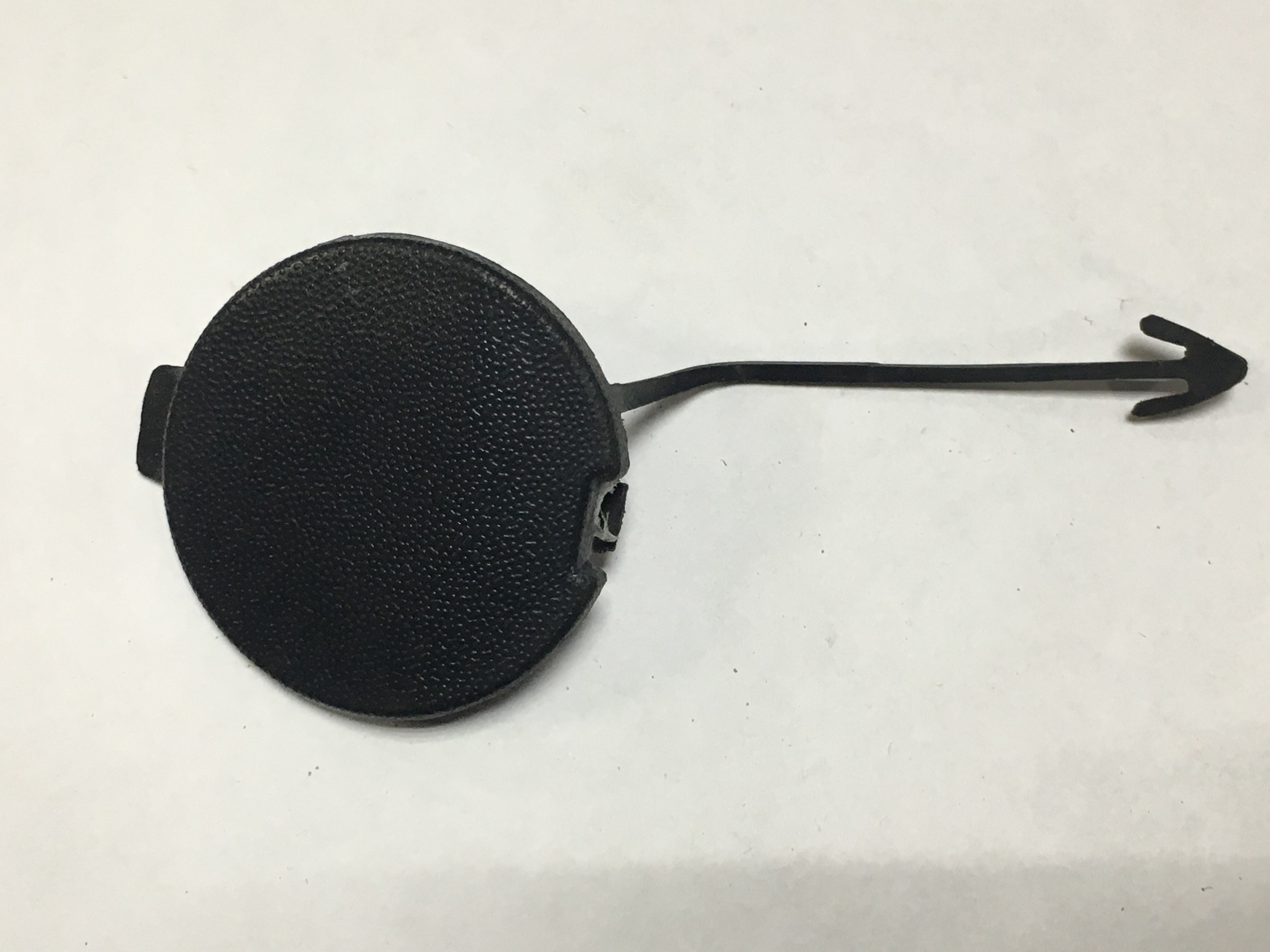 заглушка на бампер под буксировочный. заглушка буксировочного крюка audi rs 7 4g. заглушка бампера ваз 2170. заглушка буксировочного крюка бампера переднего kia rio 2011-2015. заглушка бампера под буксировочный крюк x6 g06.