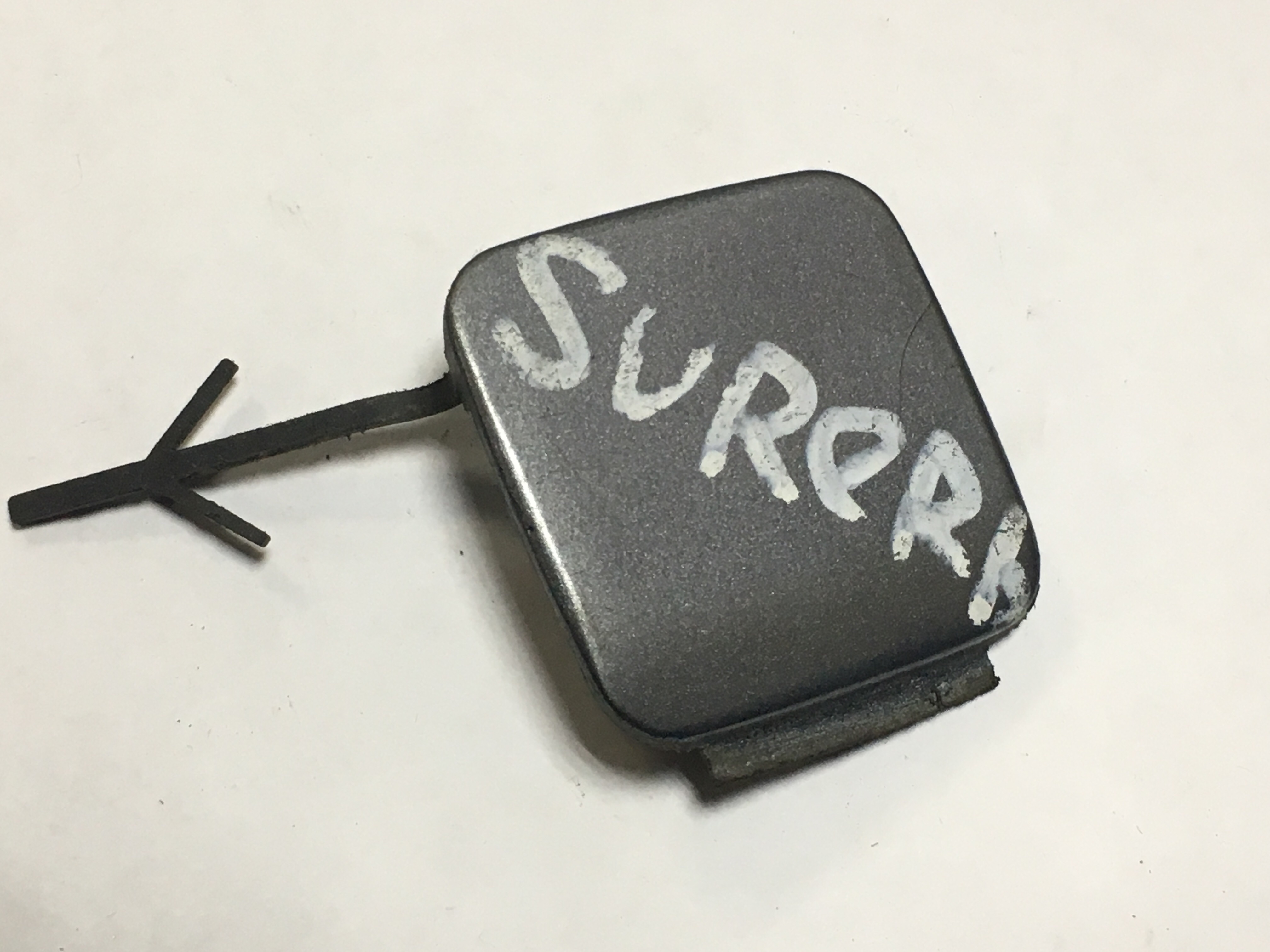 заглушка бампера kia rio 2021 левая. заглушка буксировочного крюка мазда 5. заглушка бампера под буксировочный крюк мазда 5 , cr19. заглушка на бампер под буксировочный. заглушка на бампер под буксировочный.