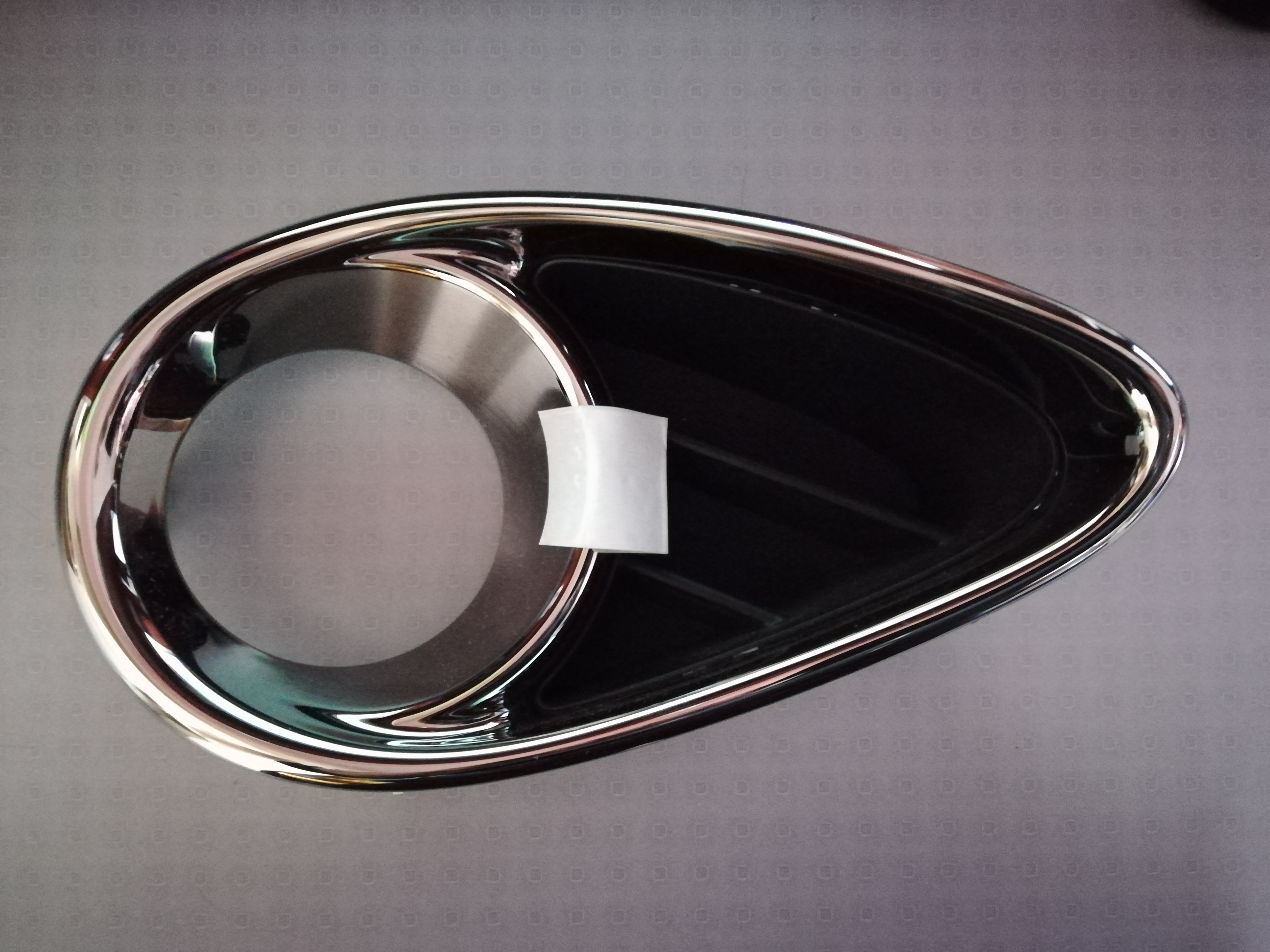 окантовка птф митсубиси асх. M. окантовка противотуманной фары. рамка противотуманной фары ниссан кашкай j10 рестайлинг. 8321a089.