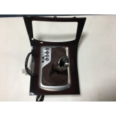 Консоль АКПП БЕЗ пепельницы (дерево, бордо) Б/У оригинал. J50