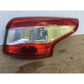 Фонарь задний правый внешний Б/У оригинал.