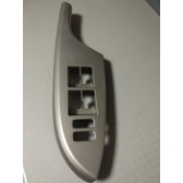 Накладка декоративная передняя левая COROLLA E150 2006-2013 б/у