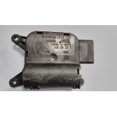 Моторчик заслонки печки 8E1820511H