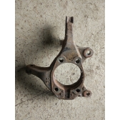 Кулак поворотный правый TOYOTA