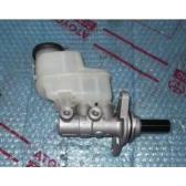 Главный тормозной цилиндр RAV 4 2013-