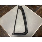 Уплотнитель стекла двери задней правой форточки Б/У оригинал. JA60