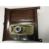 Консоль АКПП в сборе, тёмное дерево, бежевый Б/У оригинал. Y50, 0108-.