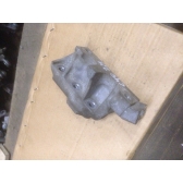 Кронштейн опоры двигателя правая CAMRY 40 б/у