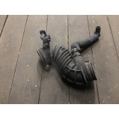 Воздухозаборник AVENSIS 250 1ZZ 2003-2008 б/у