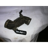 Патрубок от корпуса фильтра к дросселю HR16DE механика 4 топливных форсунок Б/У оригинал.