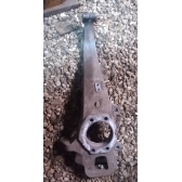 Кулак поворотный передний правый Б/У оригинал. S51