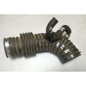 Патрубок воздушного фильтра правый VK50VE Б/У оригинал.