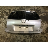 Крышка багажника TOYOTA AURIS
