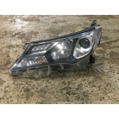 Фара левая RAV4 2013- б/у с дефектом