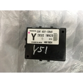 Блок управления парктрониками Б/У оригинал. Y51, Y51HV