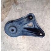 Кронштейн подрамника задний левый CAMRY 30 2001-2006